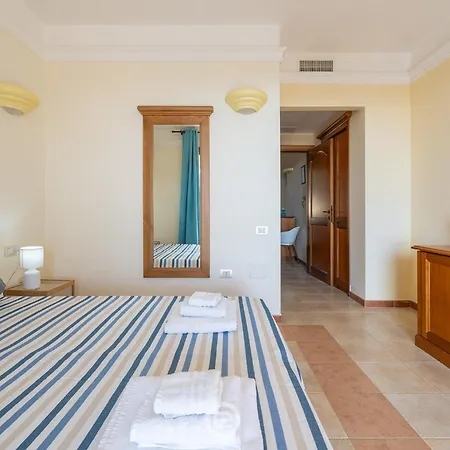 Ginestre 13 公寓 *